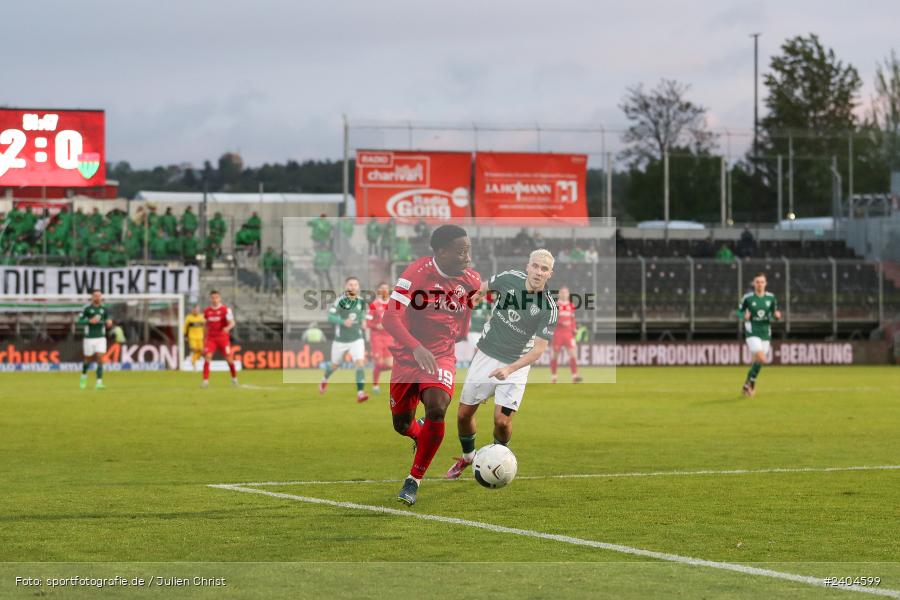 AKON Arena, Würzburg, 20.04.2024, sport, action, BFV, Fussball, April 2024, 30. Spieltag, Regionalliga Bayern, 1. FC Schweinfurt 1905, FC Würzburger Kickers - Bild-ID: 2404599