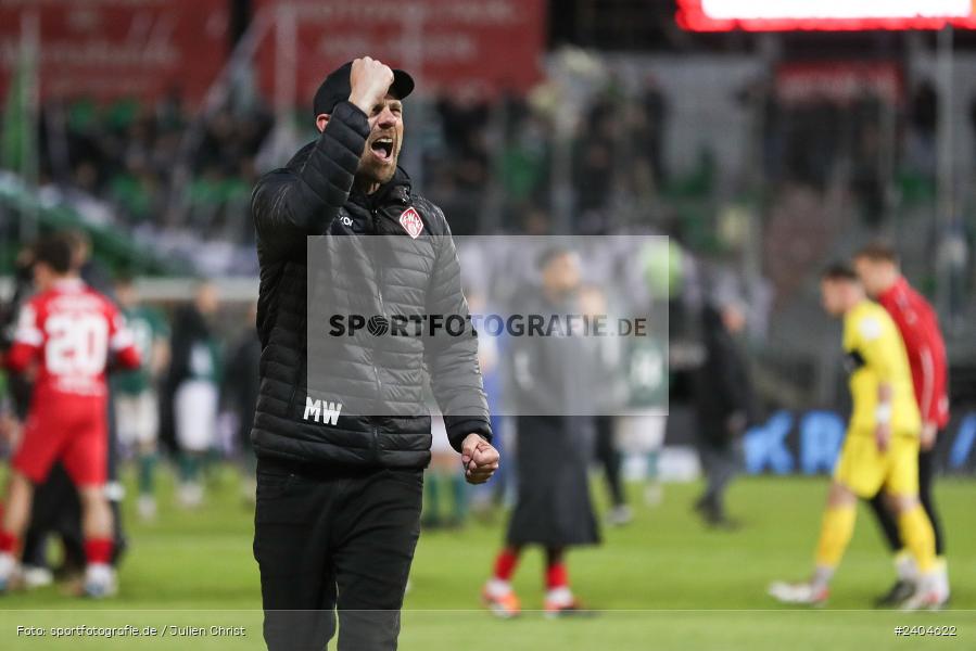 AKON Arena, Würzburg, 20.04.2024, sport, action, BFV, Fussball, April 2024, 30. Spieltag, Regionalliga Bayern, 1. FC Schweinfurt 1905, FC Würzburger Kickers - Bild-ID: 2404622