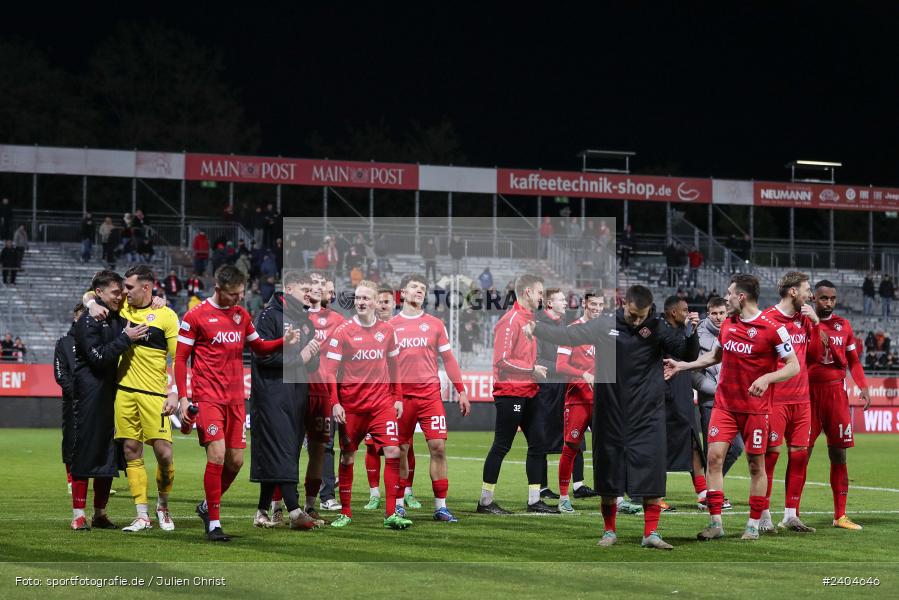 AKON Arena, Würzburg, 20.04.2024, sport, action, BFV, Fussball, April 2024, 30. Spieltag, Regionalliga Bayern, 1. FC Schweinfurt 1905, FC Würzburger Kickers - Bild-ID: 2404646