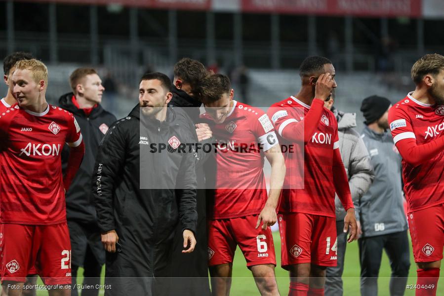 AKON Arena, Würzburg, 20.04.2024, sport, action, BFV, Fussball, April 2024, 30. Spieltag, Regionalliga Bayern, 1. FC Schweinfurt 1905, FC Würzburger Kickers - Bild-ID: 2404649