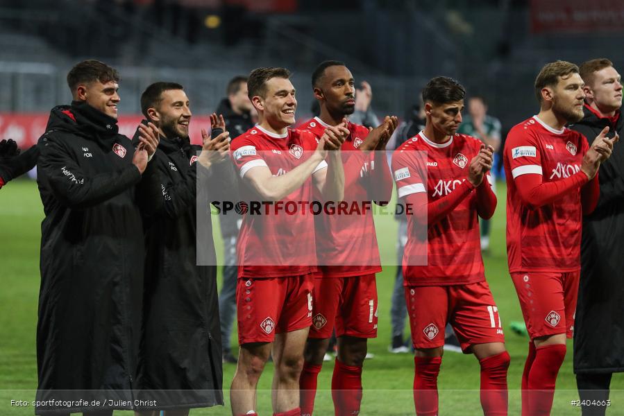 AKON Arena, Würzburg, 20.04.2024, sport, action, BFV, Fussball, April 2024, 30. Spieltag, Regionalliga Bayern, 1. FC Schweinfurt 1905, FC Würzburger Kickers - Bild-ID: 2404663