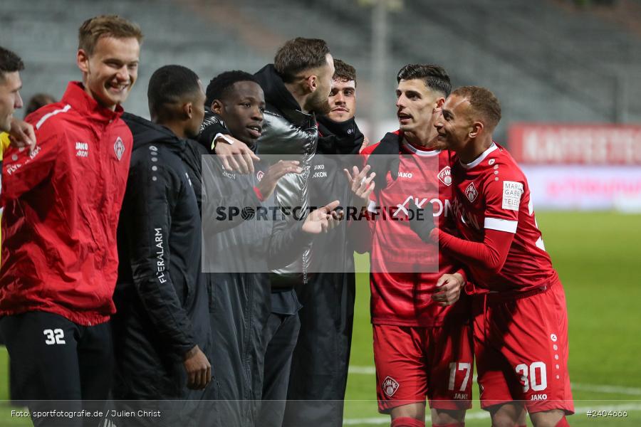AKON Arena, Würzburg, 20.04.2024, sport, action, BFV, Fussball, April 2024, 30. Spieltag, Regionalliga Bayern, 1. FC Schweinfurt 1905, FC Würzburger Kickers - Bild-ID: 2404666