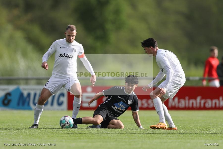 Sportgelände, Karlburg, 20.04.2024, sport, action, BFV, Fussball, April 2024, 30. Spieltag, Landesliga Nordwest, ASV, TSV, ASV Rimpar, TSV Karlburg - Bild-ID: 2404752