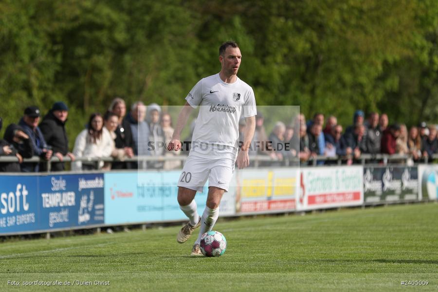 Sportgelände, Karlburg, 20.04.2024, sport, action, BFV, Fussball, April 2024, 30. Spieltag, Landesliga Nordwest, ASV, TSV, ASV Rimpar, TSV Karlburg - Bild-ID: 2405009