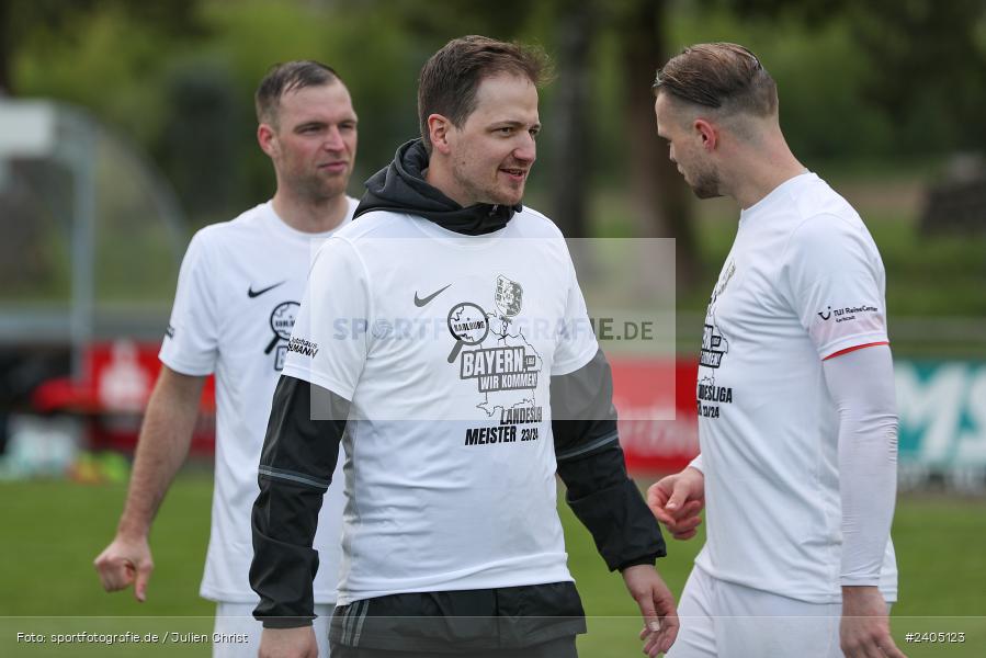 Sportgelände, Karlburg, 20.04.2024, sport, action, BFV, Fussball, April 2024, 30. Spieltag, Landesliga Nordwest, ASV, TSV, ASV Rimpar, TSV Karlburg - Bild-ID: 2405123