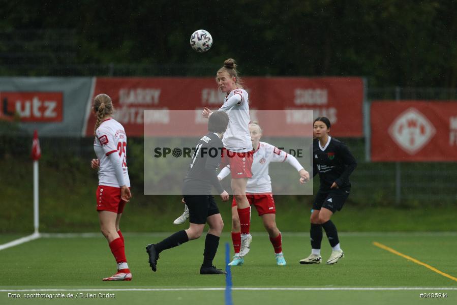 Sportpark Heuchelhof, Würzburg, 21.04.2024, sport, action, BFV, Fussball, April 2024, 16. Spieltag, Frauen Landesliga Nord, FCS, FWK, FC Schweinfurt 05, FC Würzburger Kickers II - Bild-ID: 2405914