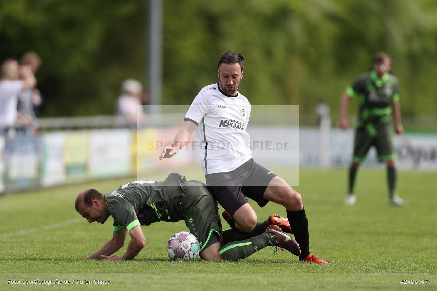 Sportgelände, Karlburg, 28.04.2024, sport, action, BFV, Fussball, April 2024, 27. Spieltag, Kreisliga Würzburg Gr. 2, TSV Neuhütten-Wiesthal, TSV Karlburg II - Bild-ID: 2406647
