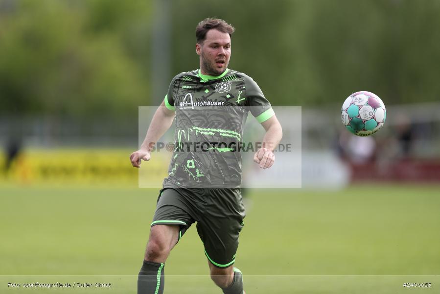 Sportgelände, Karlburg, 28.04.2024, sport, action, BFV, Fussball, April 2024, 27. Spieltag, Kreisliga Würzburg Gr. 2, TSV Neuhütten-Wiesthal, TSV Karlburg II - Bild-ID: 2406653