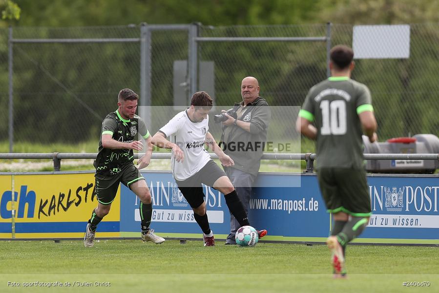 Sportgelände, Karlburg, 28.04.2024, sport, action, BFV, Fussball, April 2024, 27. Spieltag, Kreisliga Würzburg Gr. 2, TSV Neuhütten-Wiesthal, TSV Karlburg II - Bild-ID: 2406670