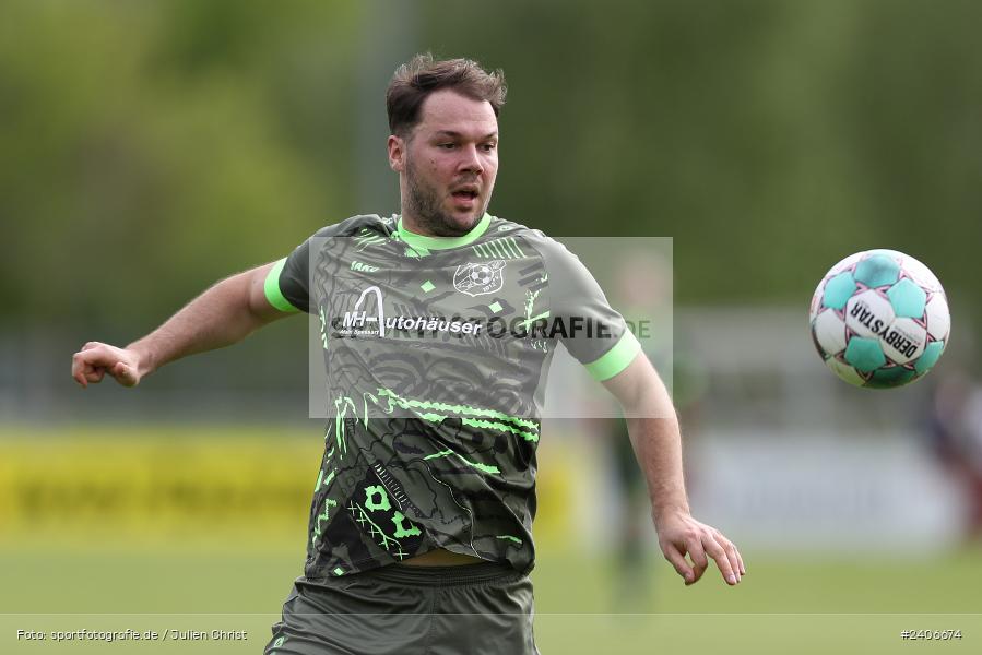 Sportgelände, Karlburg, 28.04.2024, sport, action, BFV, Fussball, April 2024, 27. Spieltag, Kreisliga Würzburg Gr. 2, TSV Neuhütten-Wiesthal, TSV Karlburg II - Bild-ID: 2406674