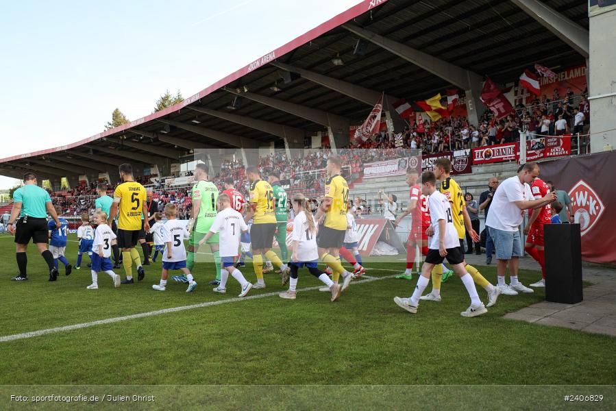 AKON Arena, Würzburg, 30.04.2024, sport, action, BFV, Fussball, April 2024, 32. Spieltag, Regionalliga Bayern, BAY, FWK, SpVgg Bayreuth, FC Würzburger Kickers - Bild-ID: 2406829