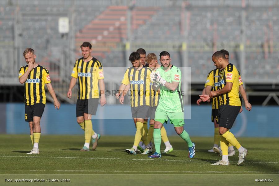 AKON Arena, Würzburg, 30.04.2024, sport, action, BFV, Fussball, April 2024, 32. Spieltag, Regionalliga Bayern, BAY, FWK, SpVgg Bayreuth, FC Würzburger Kickers - Bild-ID: 2406853