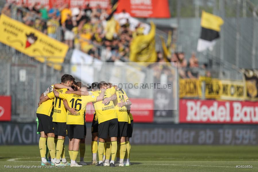 AKON Arena, Würzburg, 30.04.2024, sport, action, BFV, Fussball, April 2024, 32. Spieltag, Regionalliga Bayern, BAY, FWK, SpVgg Bayreuth, FC Würzburger Kickers - Bild-ID: 2406856