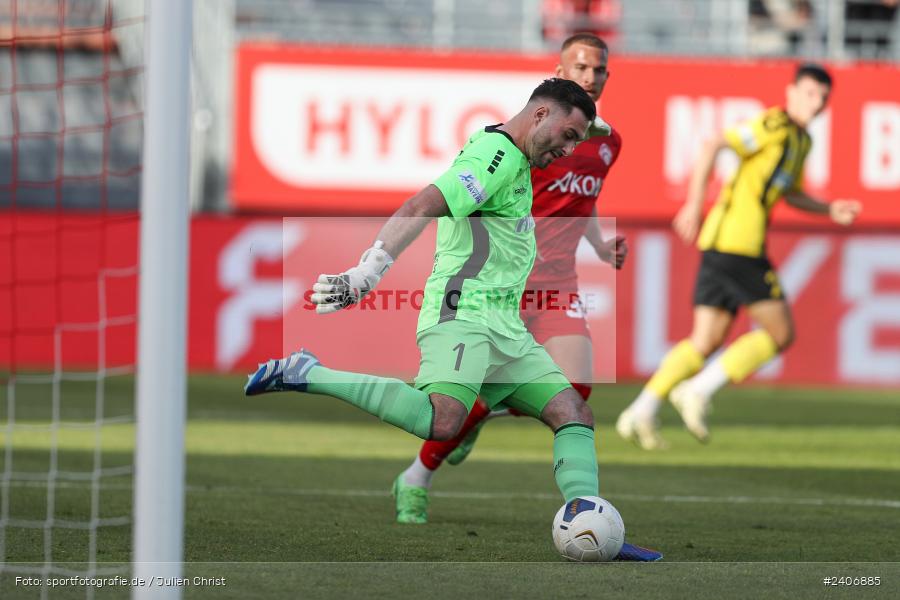 AKON Arena, Würzburg, 30.04.2024, sport, action, BFV, Fussball, April 2024, 32. Spieltag, Regionalliga Bayern, BAY, FWK, SpVgg Bayreuth, FC Würzburger Kickers - Bild-ID: 2406885