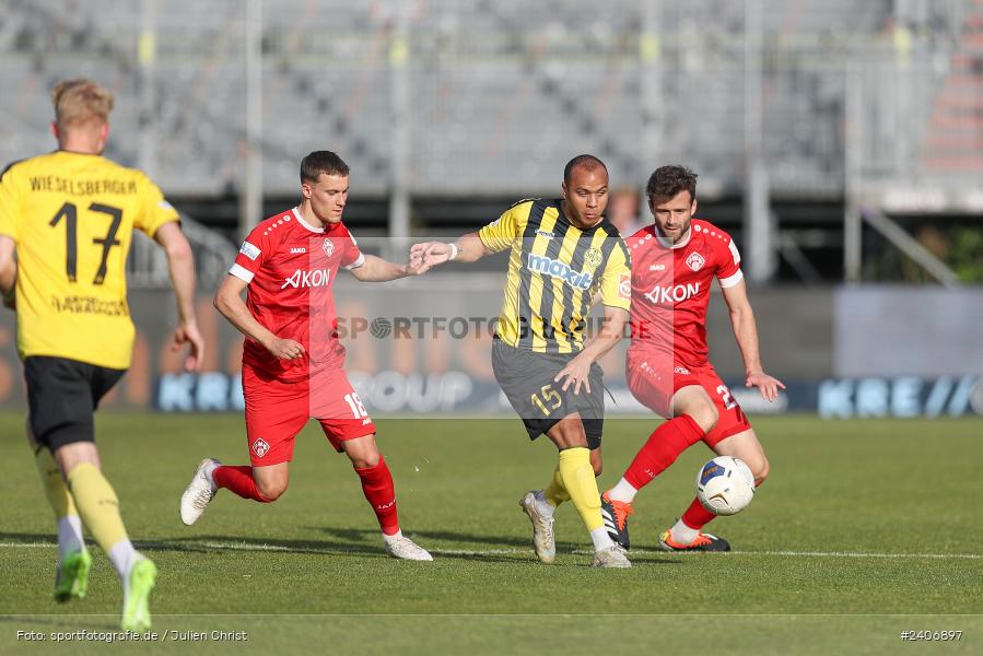 AKON Arena, Würzburg, 30.04.2024, sport, action, BFV, Fussball, April 2024, 32. Spieltag, Regionalliga Bayern, BAY, FWK, SpVgg Bayreuth, FC Würzburger Kickers - Bild-ID: 2406897
