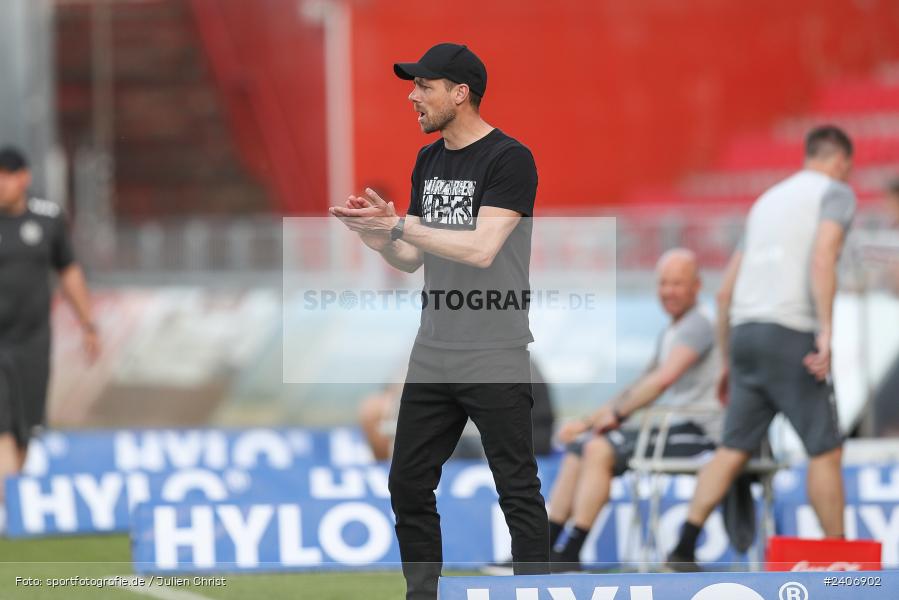 AKON Arena, Würzburg, 30.04.2024, sport, action, BFV, Fussball, April 2024, 32. Spieltag, Regionalliga Bayern, BAY, FWK, SpVgg Bayreuth, FC Würzburger Kickers - Bild-ID: 2406902