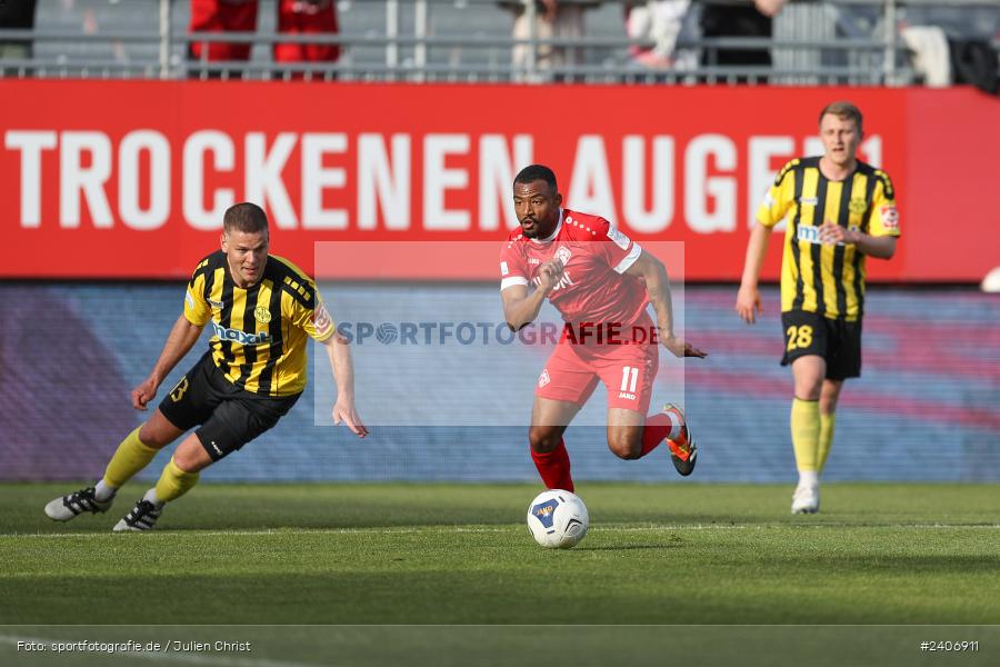AKON Arena, Würzburg, 30.04.2024, sport, action, BFV, Fussball, April 2024, 32. Spieltag, Regionalliga Bayern, BAY, FWK, SpVgg Bayreuth, FC Würzburger Kickers - Bild-ID: 2406911
