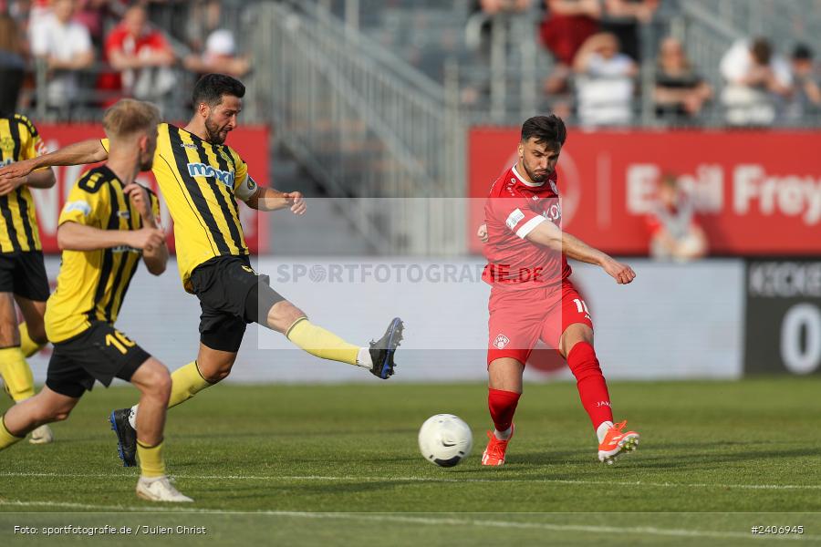AKON Arena, Würzburg, 30.04.2024, sport, action, BFV, Fussball, April 2024, 32. Spieltag, Regionalliga Bayern, BAY, FWK, SpVgg Bayreuth, FC Würzburger Kickers - Bild-ID: 2406945