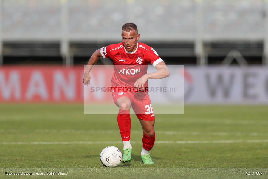 AKON Arena, Würzburg, 30.04.2024, sport, action, BFV, Fussball, April 2024, 32. Spieltag, Regionalliga Bayern, BAY, FWK, SpVgg Bayreuth, FC Würzburger Kickers - Bild-ID: 2407009