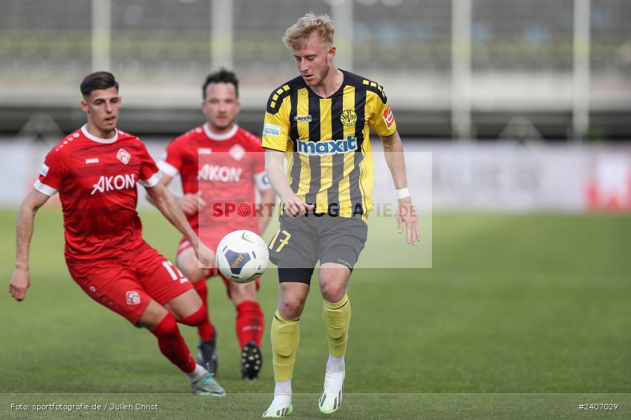 AKON Arena, Würzburg, 30.04.2024, sport, action, BFV, Fussball, April 2024, 32. Spieltag, Regionalliga Bayern, BAY, FWK, SpVgg Bayreuth, FC Würzburger Kickers - Bild-ID: 2407029