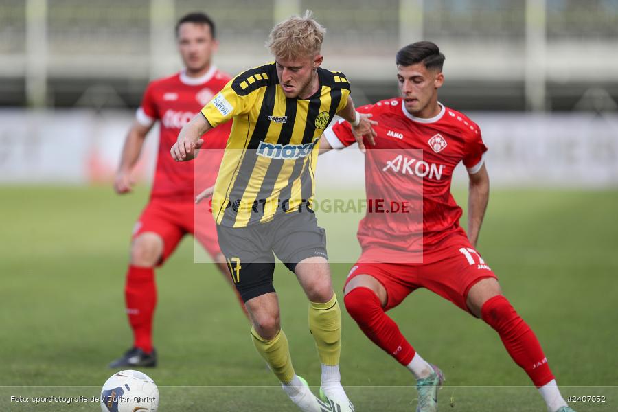AKON Arena, Würzburg, 30.04.2024, sport, action, BFV, Fussball, April 2024, 32. Spieltag, Regionalliga Bayern, BAY, FWK, SpVgg Bayreuth, FC Würzburger Kickers - Bild-ID: 2407032