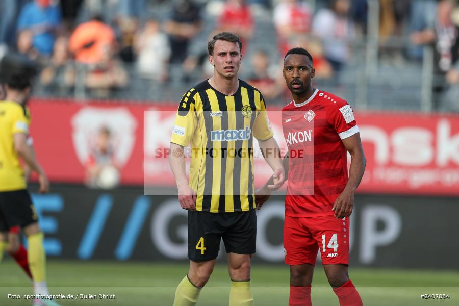 AKON Arena, Würzburg, 30.04.2024, sport, action, BFV, Fussball, April 2024, 32. Spieltag, Regionalliga Bayern, BAY, FWK, SpVgg Bayreuth, FC Würzburger Kickers - Bild-ID: 2407034