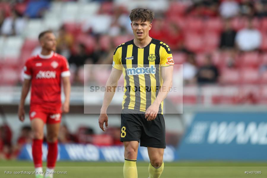 AKON Arena, Würzburg, 30.04.2024, sport, action, BFV, Fussball, April 2024, 32. Spieltag, Regionalliga Bayern, BAY, FWK, SpVgg Bayreuth, FC Würzburger Kickers - Bild-ID: 2407085