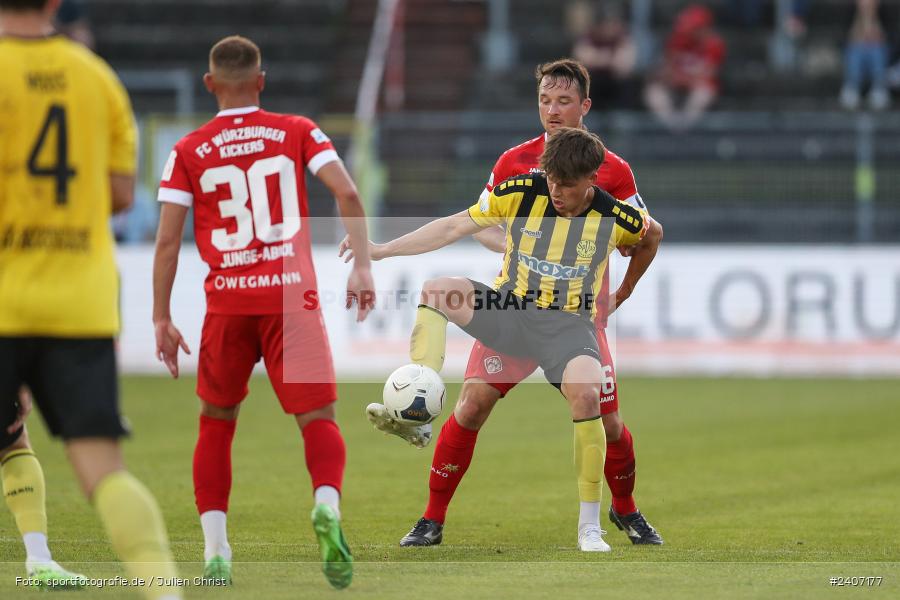 AKON Arena, Würzburg, 30.04.2024, sport, action, BFV, Fussball, April 2024, 32. Spieltag, Regionalliga Bayern, BAY, FWK, SpVgg Bayreuth, FC Würzburger Kickers - Bild-ID: 2407177