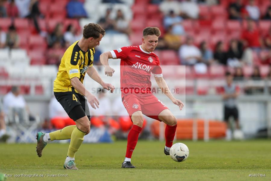 AKON Arena, Würzburg, 30.04.2024, sport, action, BFV, Fussball, April 2024, 32. Spieltag, Regionalliga Bayern, BAY, FWK, SpVgg Bayreuth, FC Würzburger Kickers - Bild-ID: 2407184