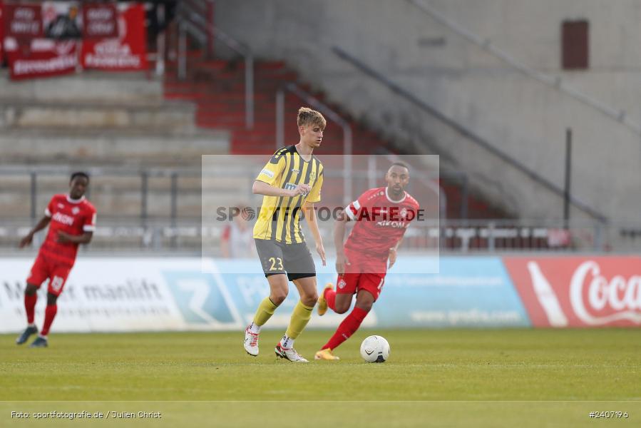 AKON Arena, Würzburg, 30.04.2024, sport, action, BFV, Fussball, April 2024, 32. Spieltag, Regionalliga Bayern, BAY, FWK, SpVgg Bayreuth, FC Würzburger Kickers - Bild-ID: 2407196