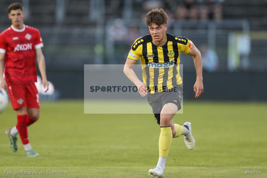 AKON Arena, Würzburg, 30.04.2024, sport, action, BFV, Fussball, April 2024, 32. Spieltag, Regionalliga Bayern, BAY, FWK, SpVgg Bayreuth, FC Würzburger Kickers - Bild-ID: 2407227