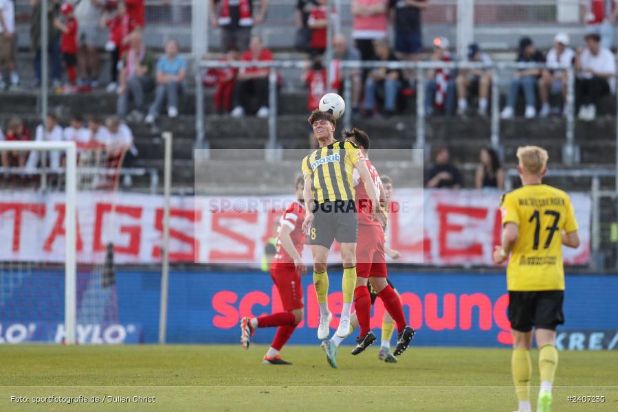 AKON Arena, Würzburg, 30.04.2024, sport, action, BFV, Fussball, April 2024, 32. Spieltag, Regionalliga Bayern, BAY, FWK, SpVgg Bayreuth, FC Würzburger Kickers - Bild-ID: 2407235