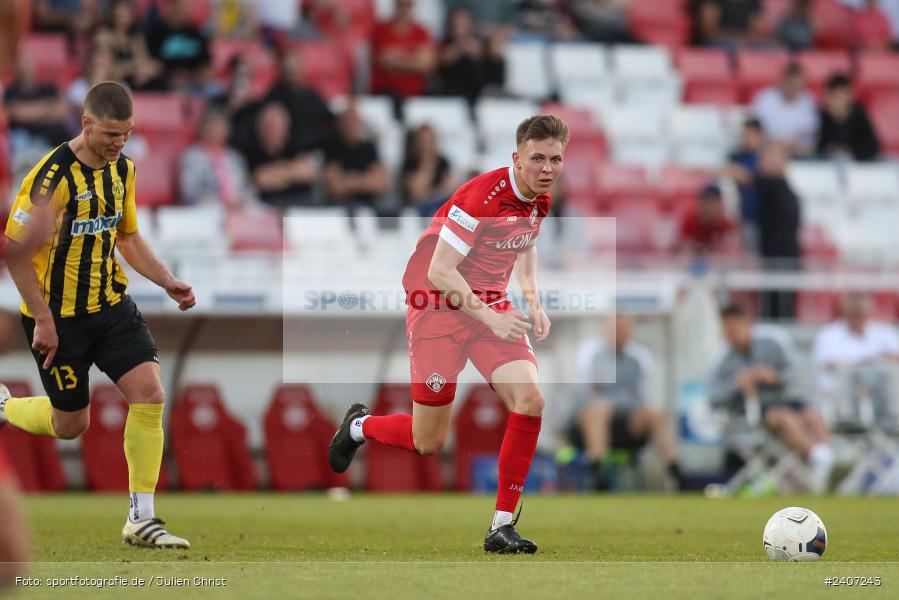AKON Arena, Würzburg, 30.04.2024, sport, action, BFV, Fussball, April 2024, 32. Spieltag, Regionalliga Bayern, BAY, FWK, SpVgg Bayreuth, FC Würzburger Kickers - Bild-ID: 2407243