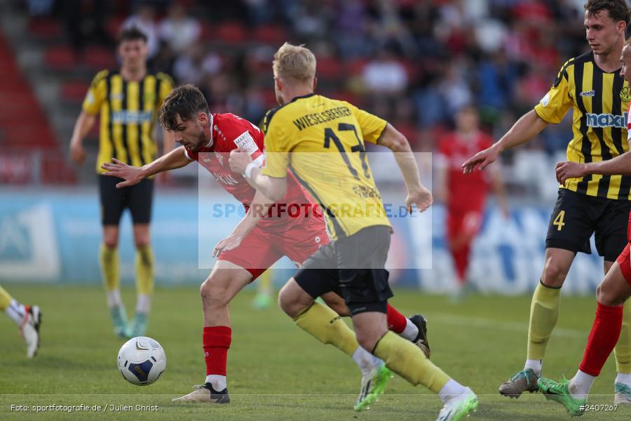 AKON Arena, Würzburg, 30.04.2024, sport, action, BFV, Fussball, April 2024, 32. Spieltag, Regionalliga Bayern, BAY, FWK, SpVgg Bayreuth, FC Würzburger Kickers - Bild-ID: 2407267