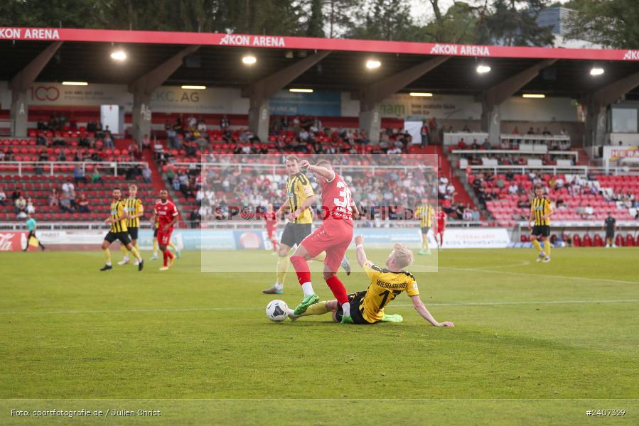 AKON Arena, Würzburg, 30.04.2024, sport, action, BFV, Fussball, April 2024, 32. Spieltag, Regionalliga Bayern, BAY, FWK, SpVgg Bayreuth, FC Würzburger Kickers - Bild-ID: 2407329