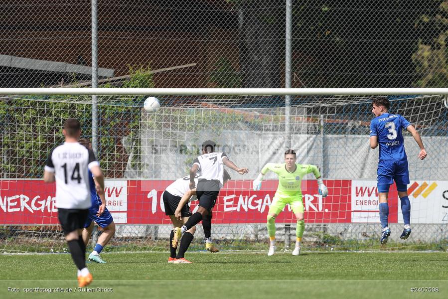 Sepp-Endres-Sportanlage, Würzburg, 01.05.2024, sport, action, BFV, Fussball, Mai 2024, 35. Spieltag, Bayernliga Nord, SCF, WFV, 1. SC Feucht, Würzburger FV 04 - Bild-ID: 2407508