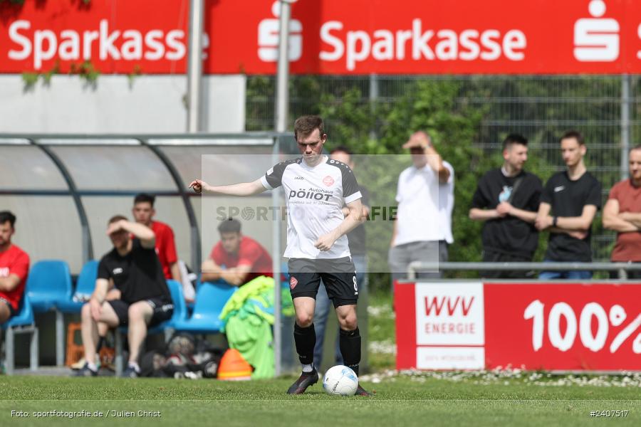 Sepp-Endres-Sportanlage, Würzburg, 01.05.2024, sport, action, BFV, Fussball, Mai 2024, 35. Spieltag, Bayernliga Nord, SCF, WFV, 1. SC Feucht, Würzburger FV 04 - Bild-ID: 2407517