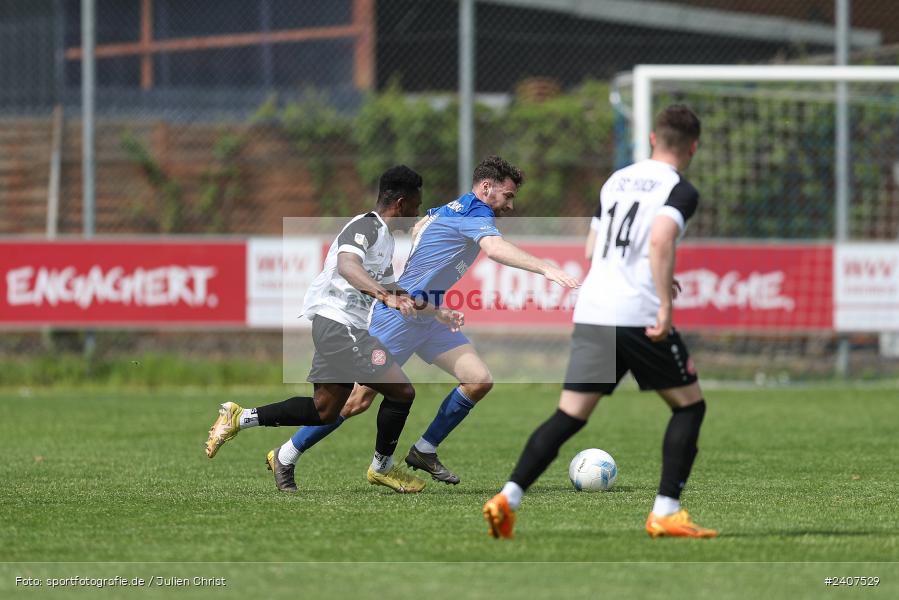 Sepp-Endres-Sportanlage, Würzburg, 01.05.2024, sport, action, BFV, Fussball, Mai 2024, 35. Spieltag, Bayernliga Nord, SCF, WFV, 1. SC Feucht, Würzburger FV 04 - Bild-ID: 2407529