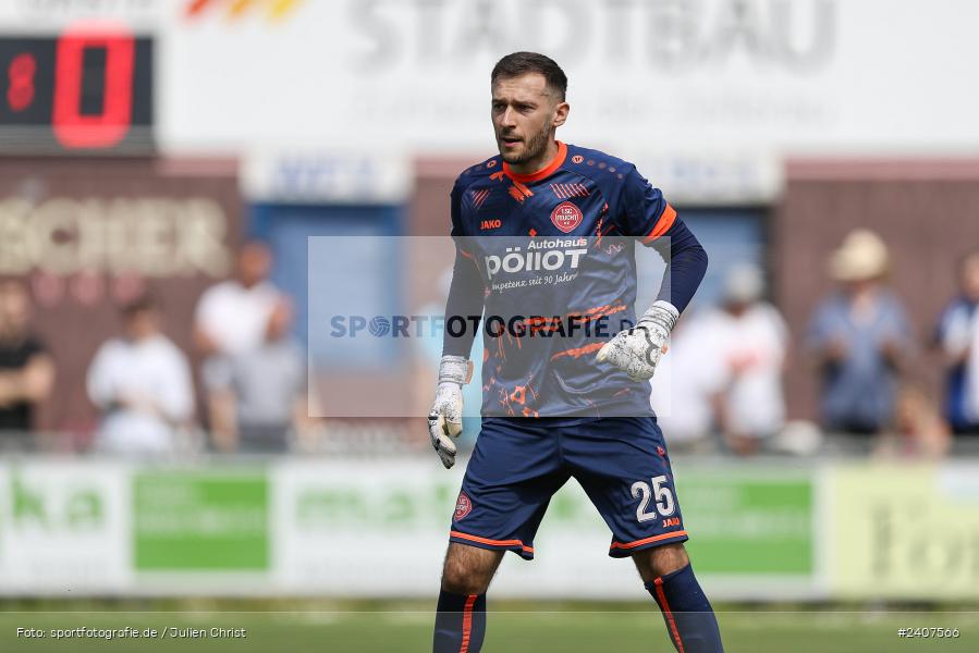 Sepp-Endres-Sportanlage, Würzburg, 01.05.2024, sport, action, BFV, Fussball, Mai 2024, 35. Spieltag, Bayernliga Nord, SCF, WFV, 1. SC Feucht, Würzburger FV 04 - Bild-ID: 2407566