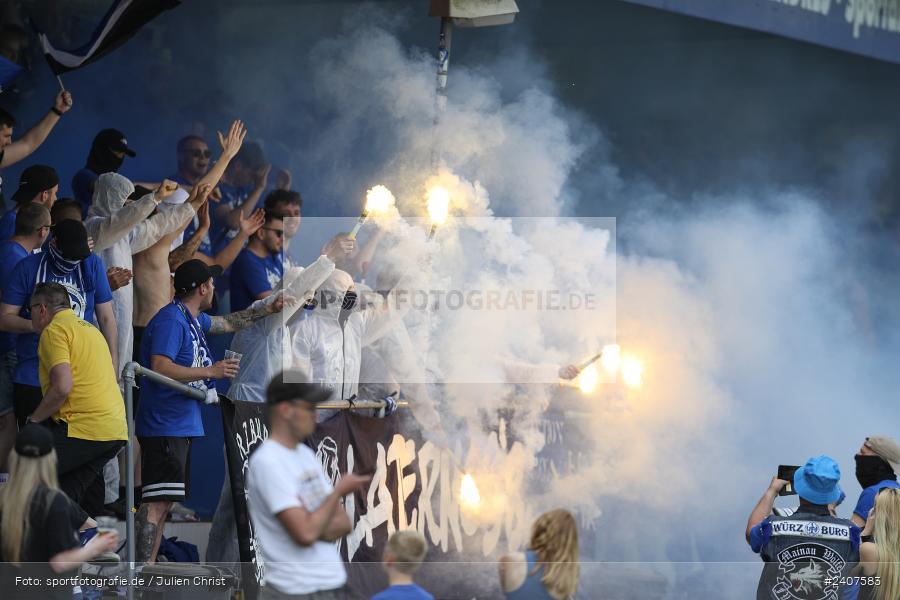 Sepp-Endres-Sportanlage, Würzburg, 01.05.2024, sport, action, BFV, Fussball, Mai 2024, 35. Spieltag, Bayernliga Nord, SCF, WFV, 1. SC Feucht, Würzburger FV 04 - Bild-ID: 2407583