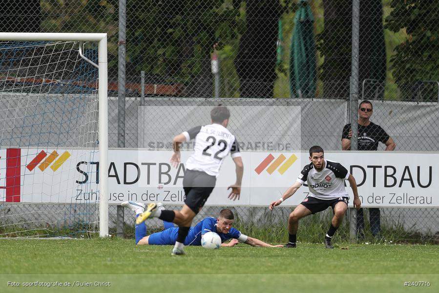Sepp-Endres-Sportanlage, Würzburg, 01.05.2024, sport, action, BFV, Fussball, Mai 2024, 35. Spieltag, Bayernliga Nord, SCF, WFV, 1. SC Feucht, Würzburger FV 04 - Bild-ID: 2407716