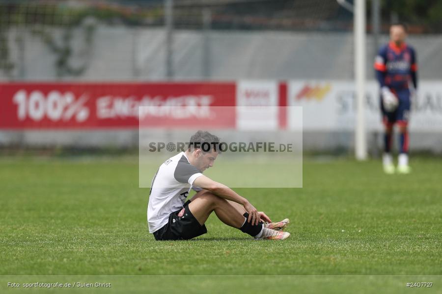 Sepp-Endres-Sportanlage, Würzburg, 01.05.2024, sport, action, BFV, Fussball, Mai 2024, 35. Spieltag, Bayernliga Nord, SCF, WFV, 1. SC Feucht, Würzburger FV 04 - Bild-ID: 2407727
