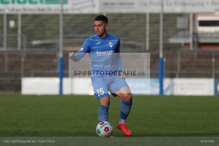 Stadion am Schönbusch, Aschaffenburg, 03.05.2024, sport, action, BFV, Fussball, Mai 2024, 33. Spieltag, Regionalliga Bayern, FVI, SVA, FV Illertissen, SV Viktoria Aschaffenburg - Bild-ID: 2407958
