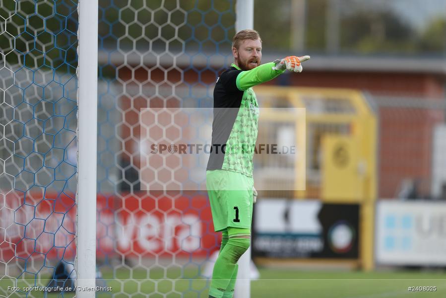 Stadion am Schönbusch, Aschaffenburg, 03.05.2024, sport, action, BFV, Fussball, Mai 2024, 33. Spieltag, Regionalliga Bayern, FVI, SVA, FV Illertissen, SV Viktoria Aschaffenburg - Bild-ID: 2408025