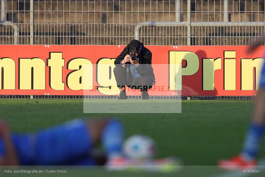 Stadion am Schönbusch, Aschaffenburg, 03.05.2024, sport, action, BFV, Fussball, Mai 2024, 33. Spieltag, Regionalliga Bayern, FVI, SVA, FV Illertissen, SV Viktoria Aschaffenburg - Bild-ID: 2408061