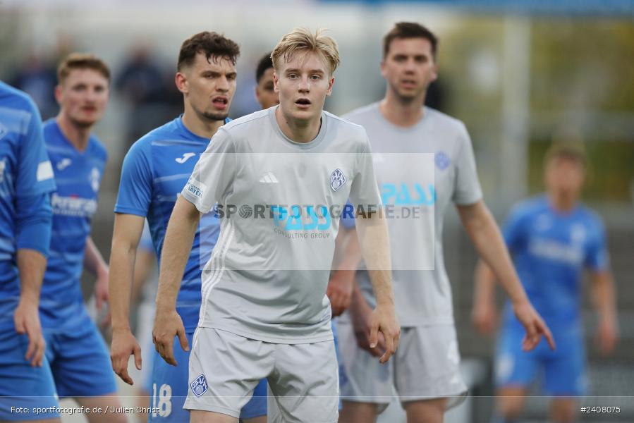 Stadion am Schönbusch, Aschaffenburg, 03.05.2024, sport, action, BFV, Fussball, Mai 2024, 33. Spieltag, Regionalliga Bayern, FVI, SVA, FV Illertissen, SV Viktoria Aschaffenburg - Bild-ID: 2408075