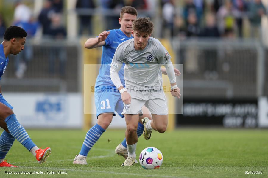 Stadion am Schönbusch, Aschaffenburg, 03.05.2024, sport, action, BFV, Fussball, Mai 2024, 33. Spieltag, Regionalliga Bayern, FVI, SVA, FV Illertissen, SV Viktoria Aschaffenburg - Bild-ID: 2408080