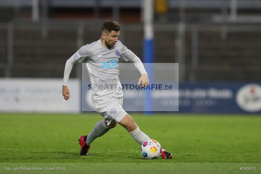 Stadion am Schönbusch, Aschaffenburg, 03.05.2024, sport, action, BFV, Fussball, Mai 2024, 33. Spieltag, Regionalliga Bayern, FVI, SVA, FV Illertissen, SV Viktoria Aschaffenburg - Bild-ID: 2408173