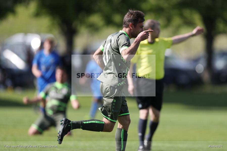 Sportgelände, Esselbach, 12.05.2024, sport, action, BFV, Fussball, Mai 2024, 27. Spieltag, Kreisliga Würzburg Gr. 2, TSV, FSV, TSV Neuhütten-Wiesthal, FSV Esselbach-Steinmark - Bild-ID: 2409071