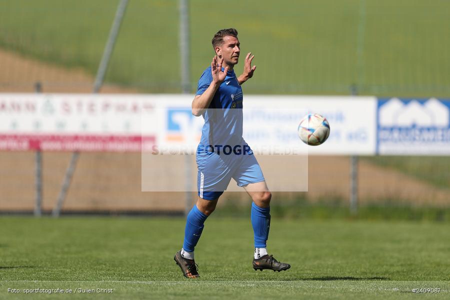 Sportgelände, Esselbach, 12.05.2024, sport, action, BFV, Fussball, Mai 2024, 27. Spieltag, Kreisliga Würzburg Gr. 2, TSV, FSV, TSV Neuhütten-Wiesthal, FSV Esselbach-Steinmark - Bild-ID: 2409087 Sportgelände, Esselbach, 12.05.2024, sport, action, BFV, Fussball, Mai 2024, 27. Spieltag, Kreisliga Würzburg Gr. 2, TSV, FSV, TSV Neuhütten-Wiesthal, FSV Esselbach-Steinmark - Bild-ID: 2409087
